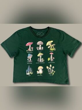 Obsessive Love Green Mushroom Botanical Graphic Crop Tee M